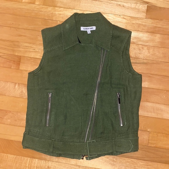 Elizabeth & James Tegan Vest - Picture 5 of 13
